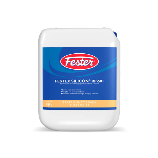 Garrafa y aplicación del repelente hidrofugante incoloro Festex Silicón RP-501 en un muro.
